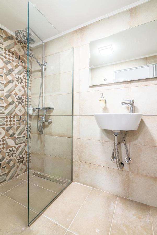 New Loft In The Heart Of City Center Heraklion  Luaran gambar